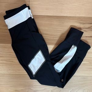 Lululemon size 4 run tights